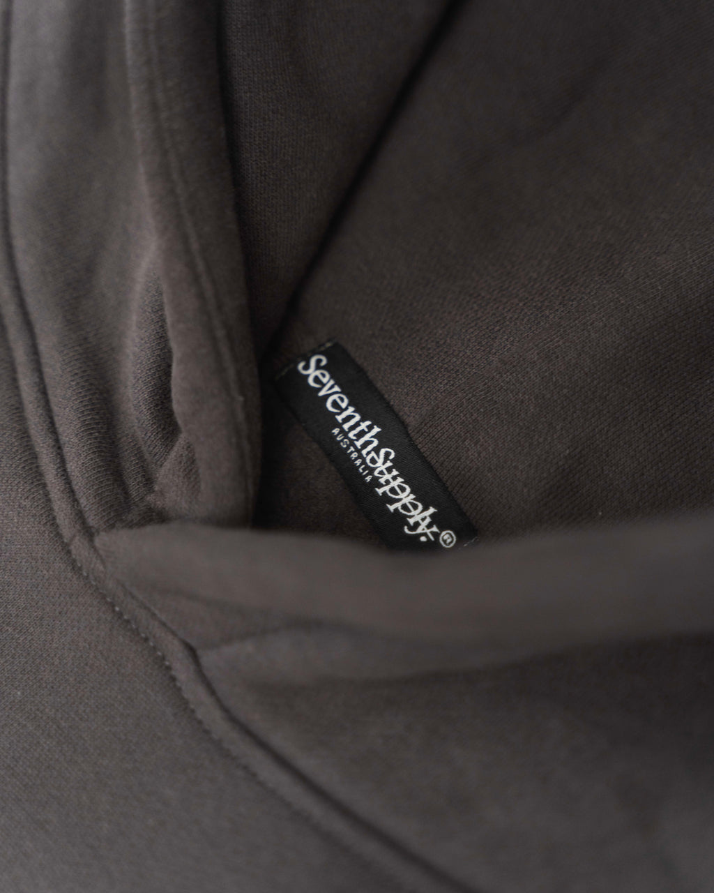 Signature Hoodie [Graphite]
