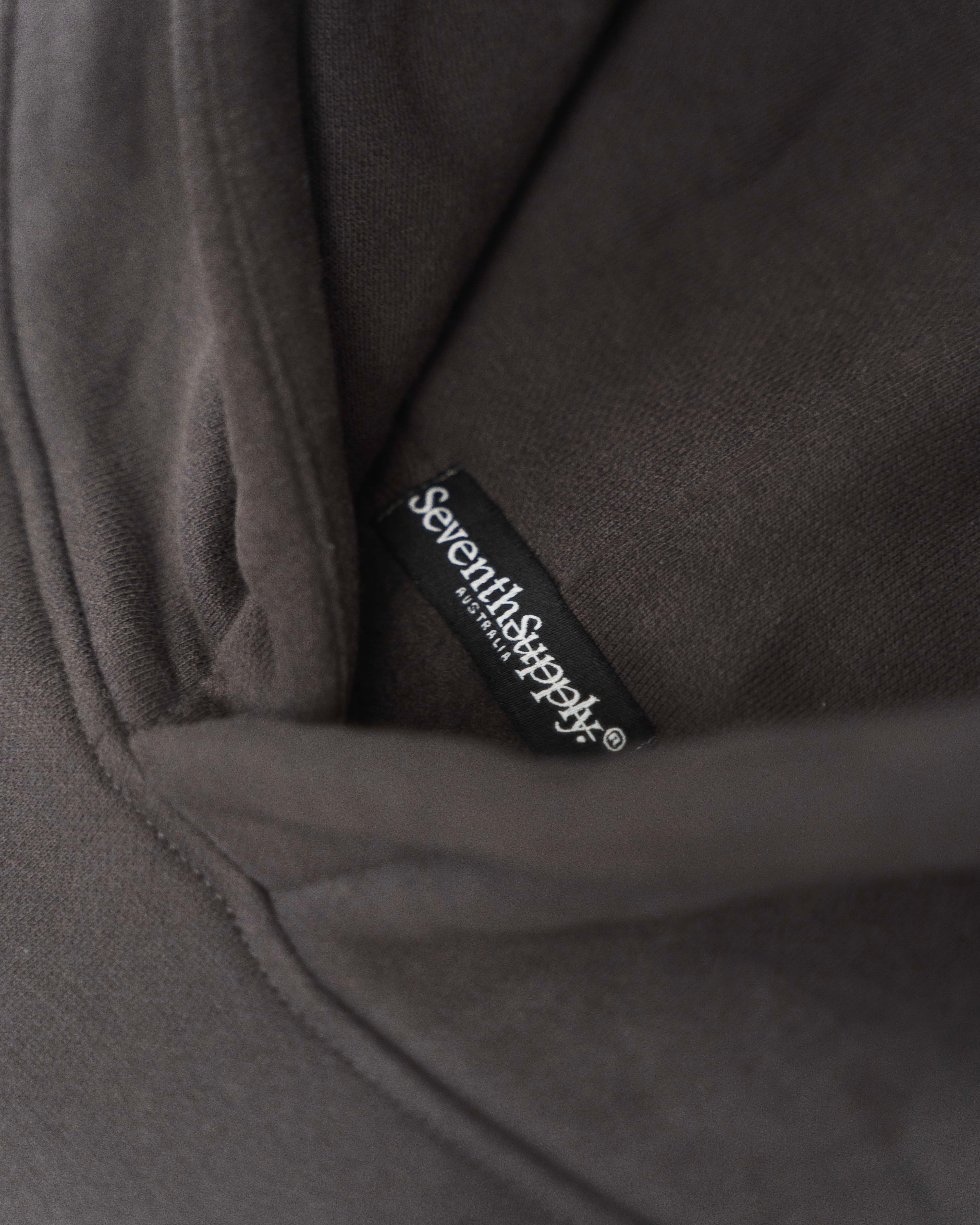 Signature Hoodie [Graphite]