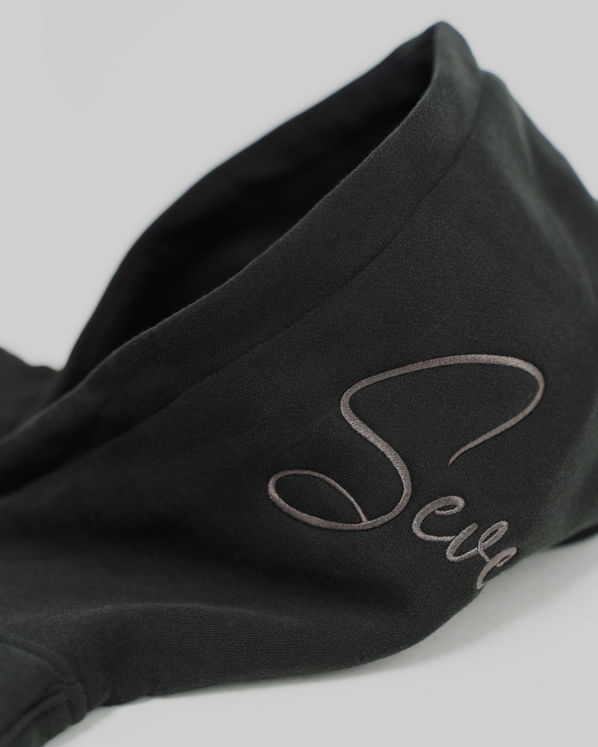 Signature Hoodie [Onyx]